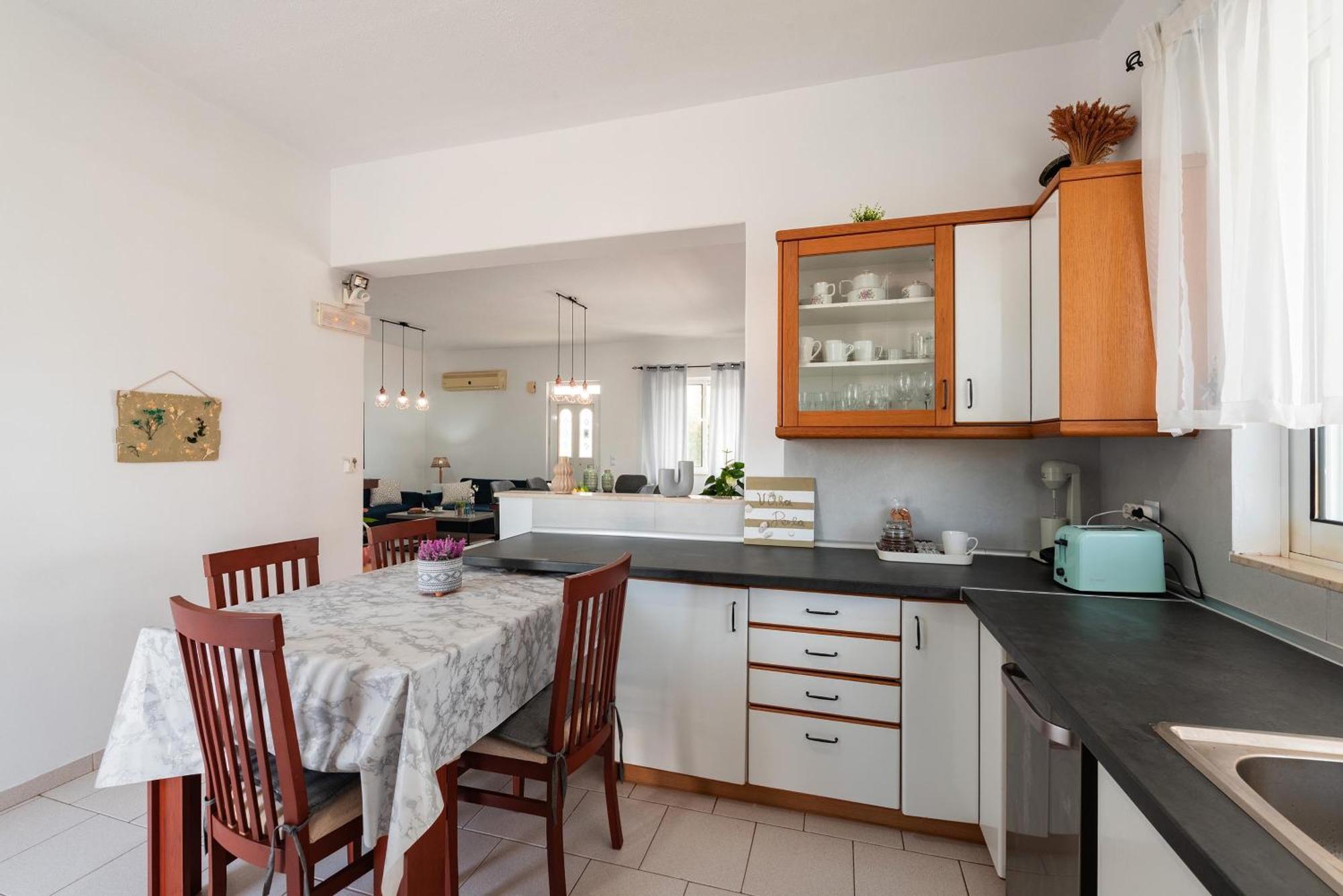 Villa Perla Lardos Ngoại thất bức ảnh