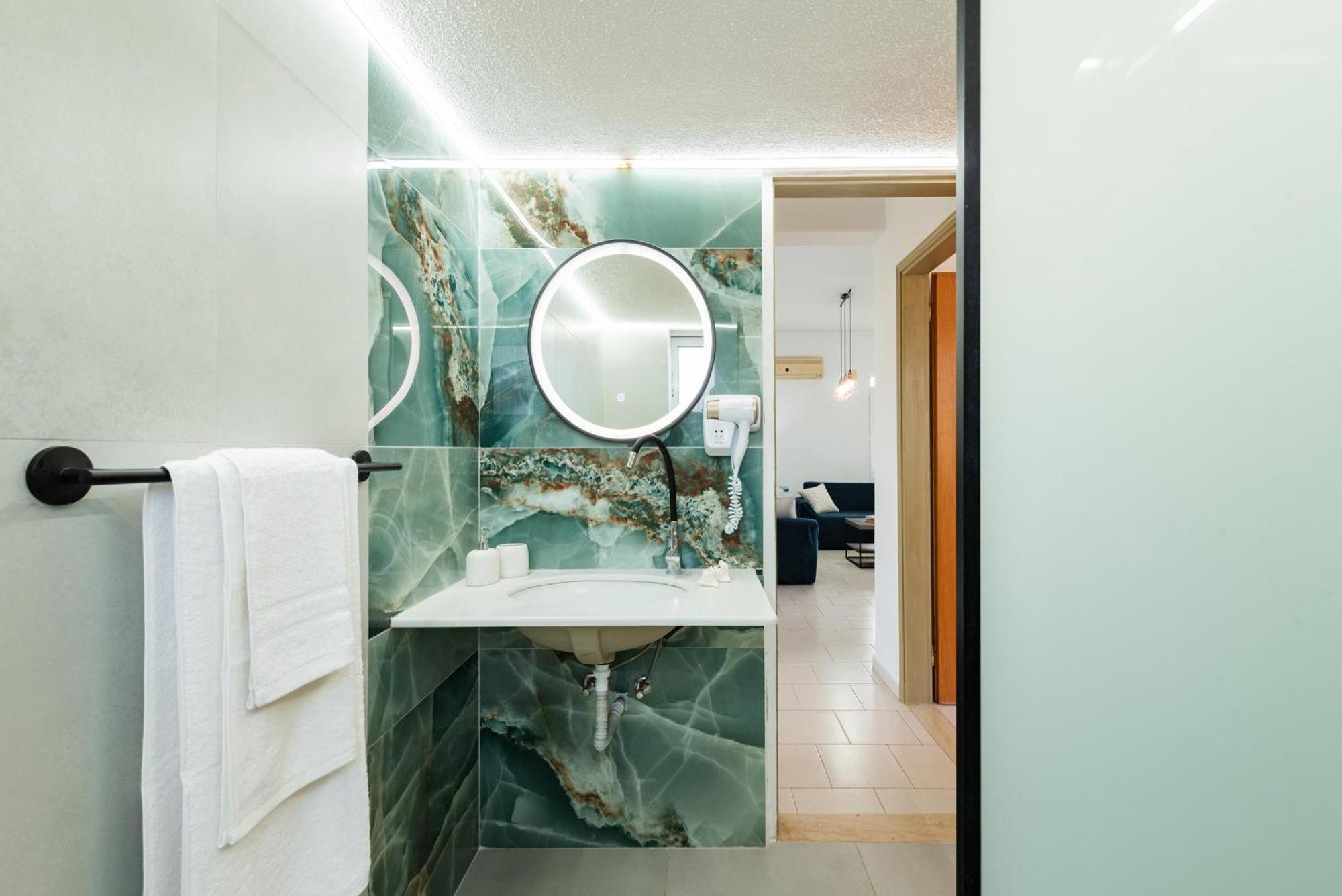 Villa Perla Lardos Ngoại thất bức ảnh