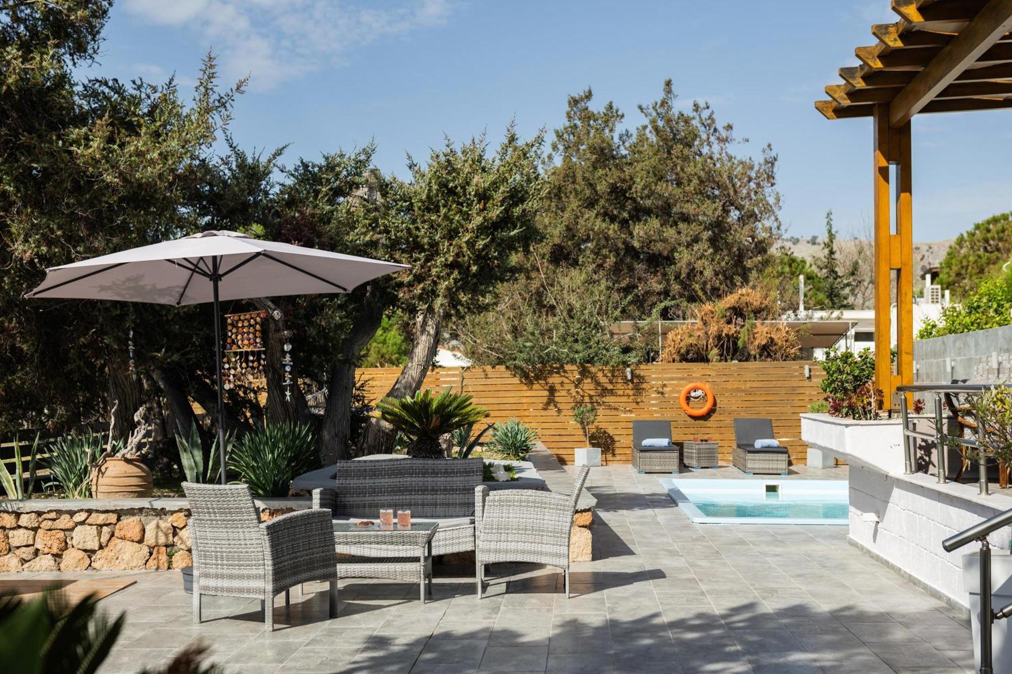 Villa Perla Lardos Ngoại thất bức ảnh